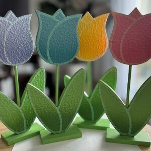 Spring Wooden Tulip Decor